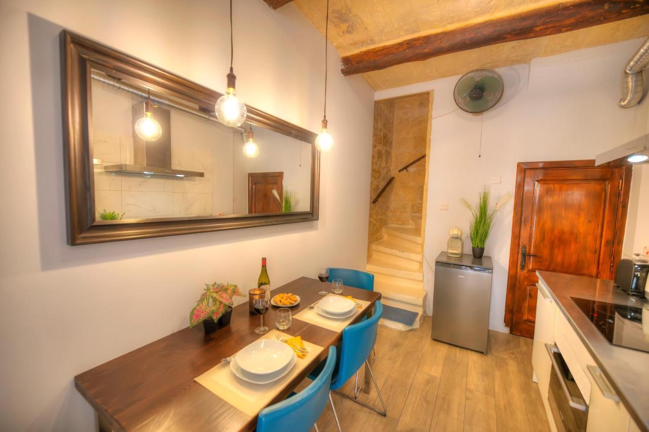 Romantic And Historical Maisonette In The Center Of Valletta Mbal1-1 Bagian luar foto