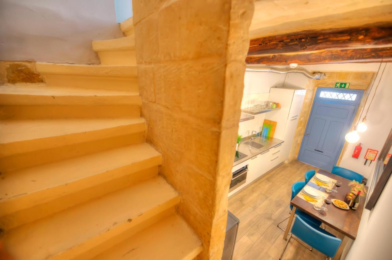 Romantic And Historical Maisonette In The Center Of Valletta Mbal1-1 Bagian luar foto